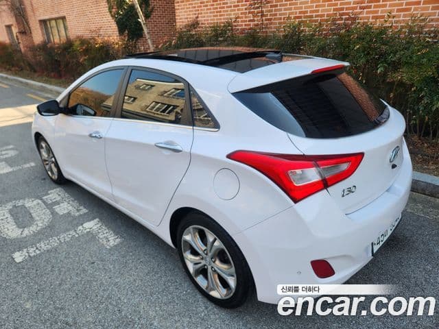 Hyundai i30(новый кузов / новое поколение) 1.6 GDI PYL, 2014 3