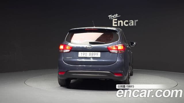 Kia All New Carens Luxury, 2014 4