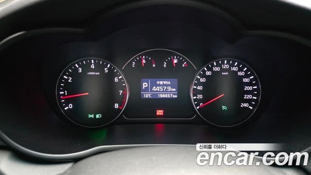 Kia All New Carens Luxury, 2014 8