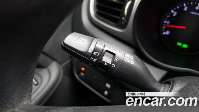 Kia All New Carens Luxury, 2014 18