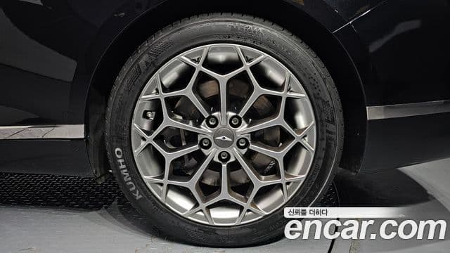 Genesis G80 (RG3) бензин 2.5 турбо AWD, 2022 все фото