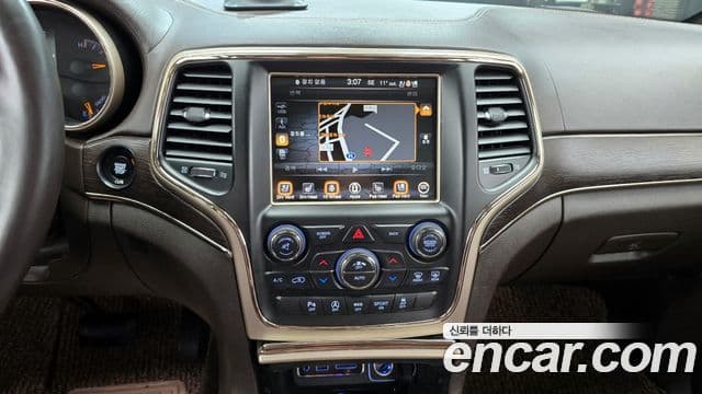 Jeep Grand Cherokee WK2, 2016 15