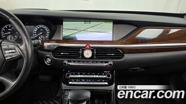 Genesis EQ900 Prestige, 2017 14