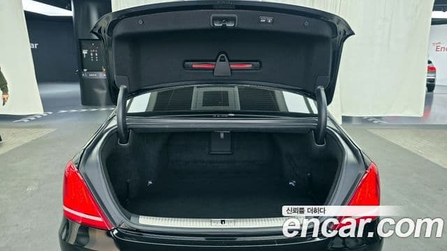 Genesis EQ900 Prestige, 2017 20