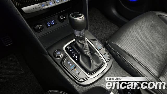 Hyundai Kona Modern Art, 2019 9