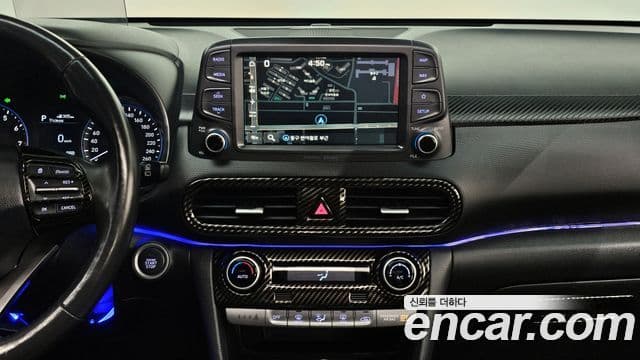 Hyundai Kona Modern Art, 2019 14