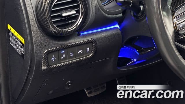 Hyundai Kona Modern Art, 2019 16