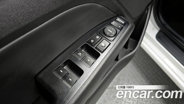 Hyundai Avante AD Modern, 2016 18