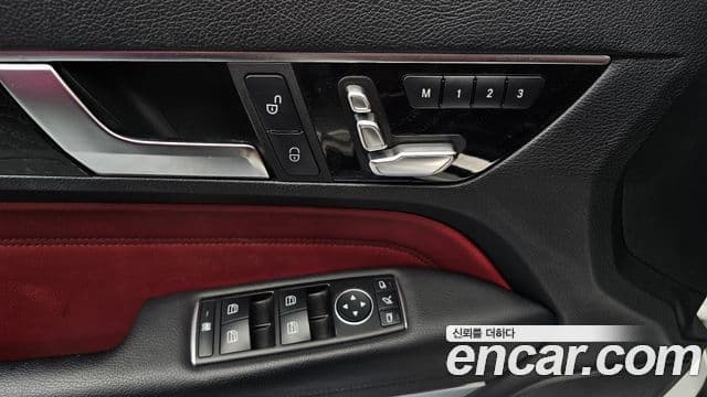 Mercedes-Benz E-класс W212 E400 кабриолет, 2016 18