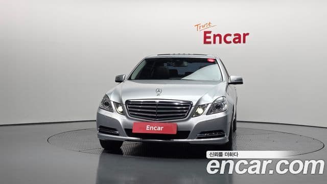 Mercedes-Benz E-класс W212 E200 CGI, 2013 3