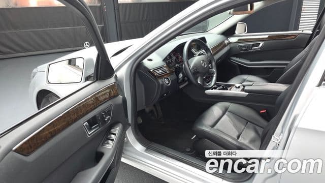 Mercedes-Benz E-класс W212 E200 CGI, 2013 10