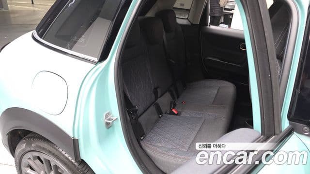 Mini Cooper C 4세대 5도어 Essential, 2025 11