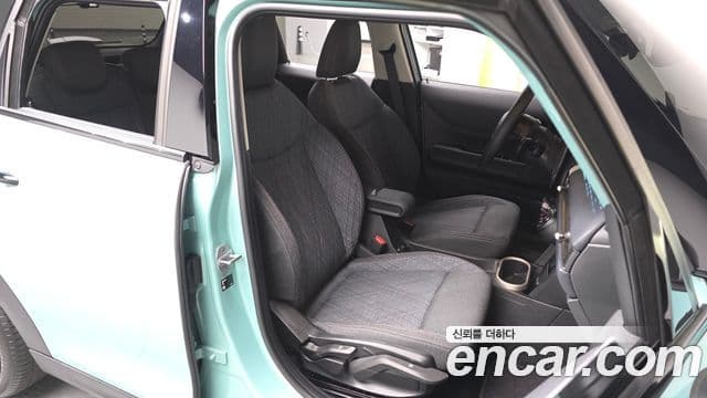 Mini Cooper C 4세대 5도어 Essential, 2025 12