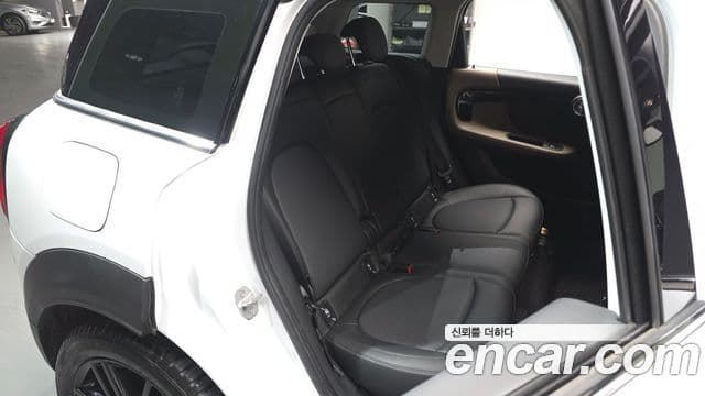 Mini Cooper D Countryman 2세대, 2018 11