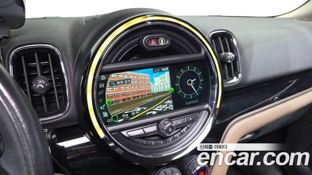 Mini Cooper D Countryman 2세대, 2018 15