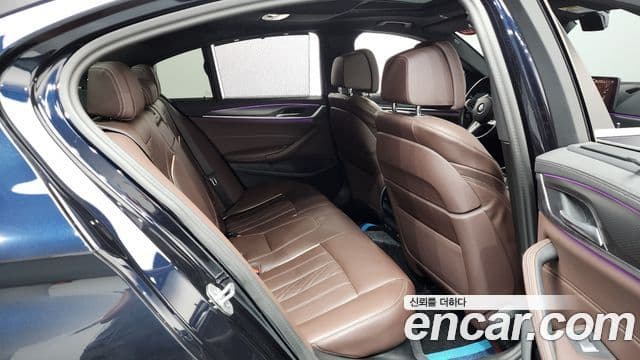 BMW 5시리즈 (G30) 523d M Sport, 2023 12