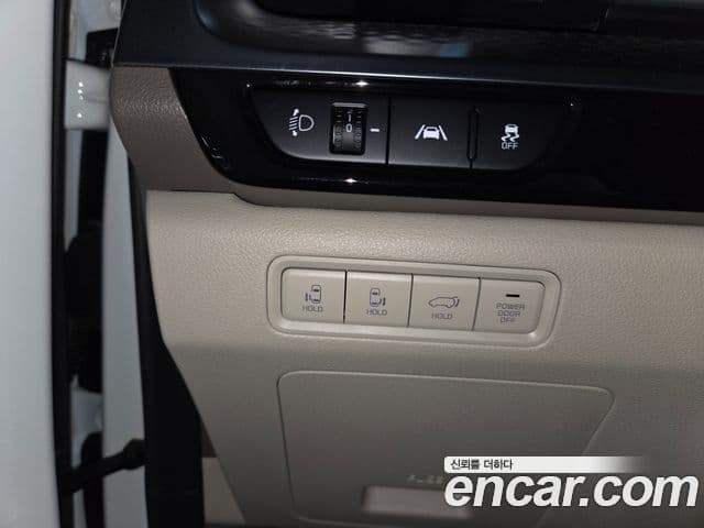Kia Carnival 4세대 Signature, 2021 10