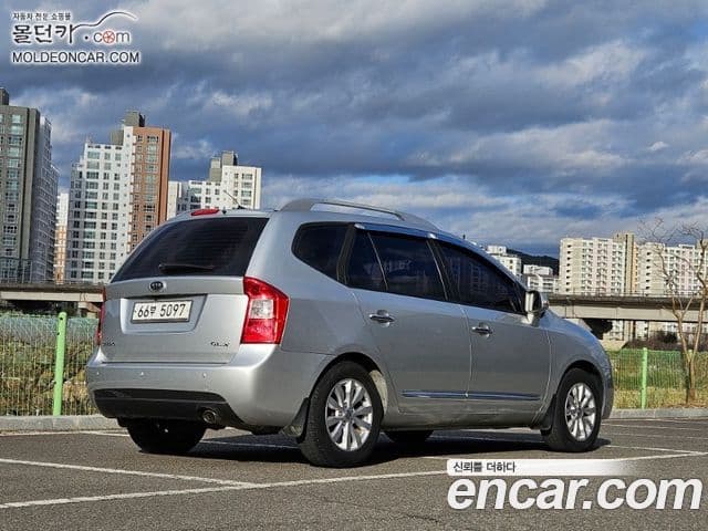 Kia 뉴카렌스 топовая версия, 2013 4