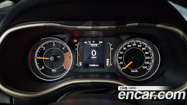 Jeep Cherokee(KL) 2.0 дизель Longitude AWD, 2015 8