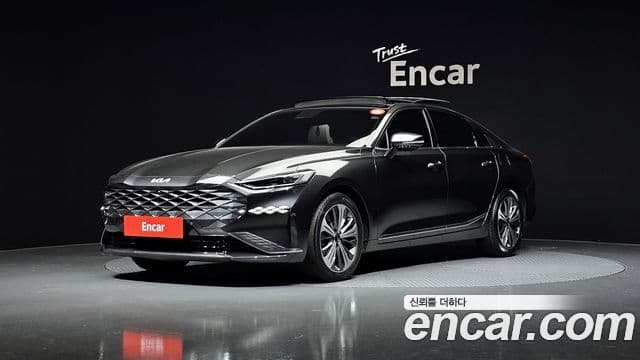 Kia K8 гибрид Signature, 2022 1