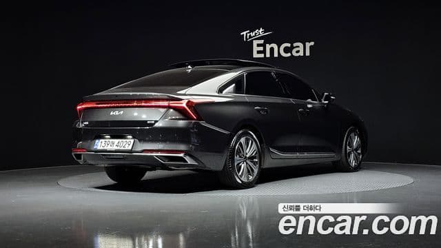 Kia K8 гибрид Signature, 2022 2