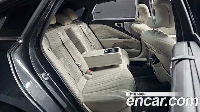 Kia K8 гибрид Signature, 2022 12