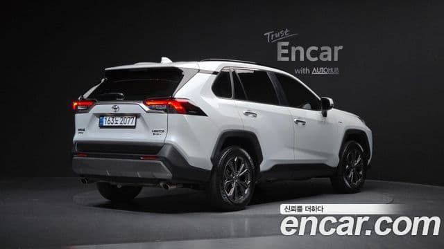 Toyota RAV4 5세대 2.5 4WD гибрид LTD, 2025 2