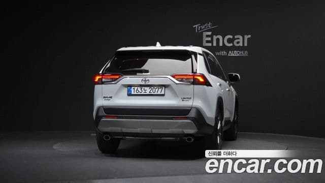 Toyota RAV4 5세대 2.5 4WD гибрид LTD, 2025 4