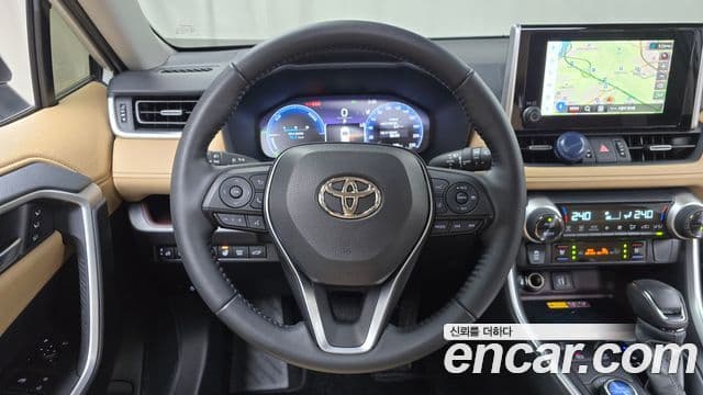 Toyota RAV4 5세대 2.5 4WD гибрид LTD, 2025 13