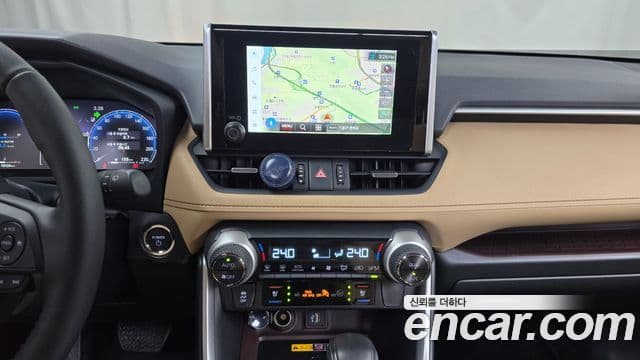 Toyota RAV4 5세대 2.5 4WD гибрид LTD, 2025 14