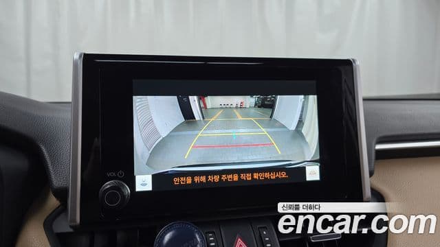 Toyota RAV4 5세대 2.5 4WD гибрид LTD, 2025 15