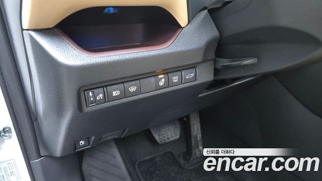 Toyota RAV4 5세대 2.5 4WD гибрид LTD, 2025 16