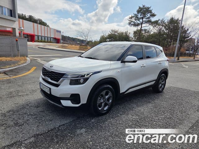 Kia Seltos Trendy, 2022 1