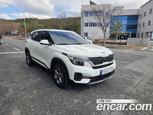 Kia Seltos Trendy, 2022 3