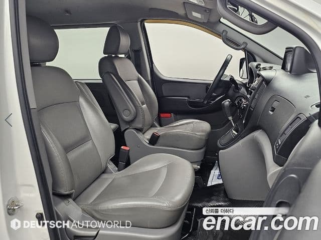 Hyundai Grand Starex CVX Deluxe, 2016 10