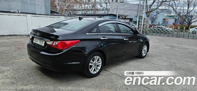 Hyundai YF Sonata LPI Luxury(для людей с инвалидностью), 2011 2