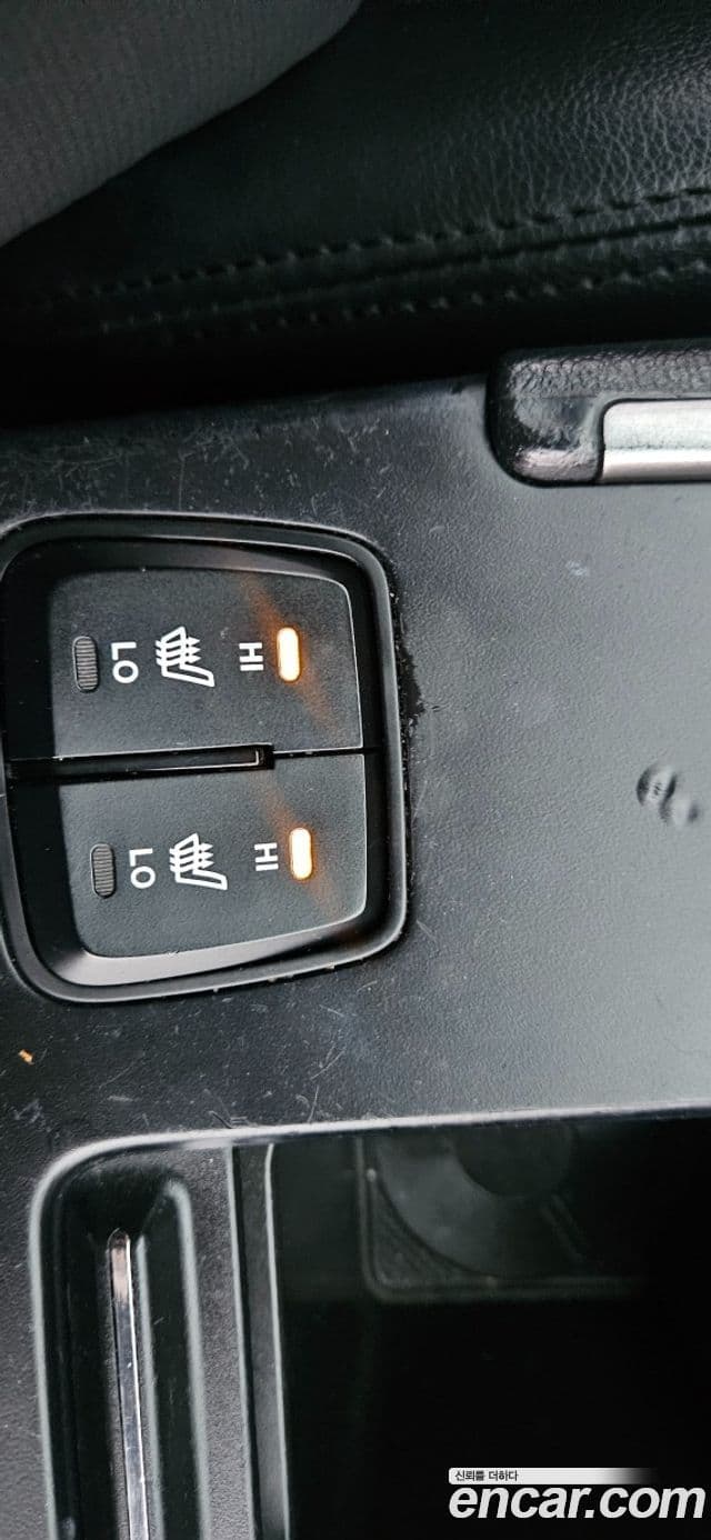 Hyundai YF Sonata LPI Luxury(для людей с инвалидностью), 2011 10