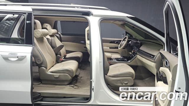Kia Carnival 4세대 Signature, 2022 11