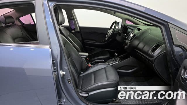 Kia K3 Prestige, 2014 11