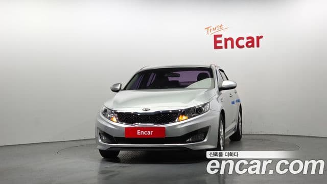 Kia K5 Special, 2011 3