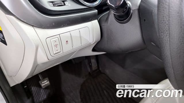 Kia K5 Special, 2011 15