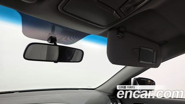 Kia K5 Special, 2011 17