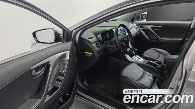 Hyundai Avante MD Luxury, 2011 11