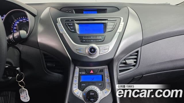 Hyundai Avante MD Luxury, 2011 16