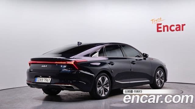 Kia K8 Signature, 2022 2