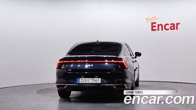Kia K8 Signature, 2022 4