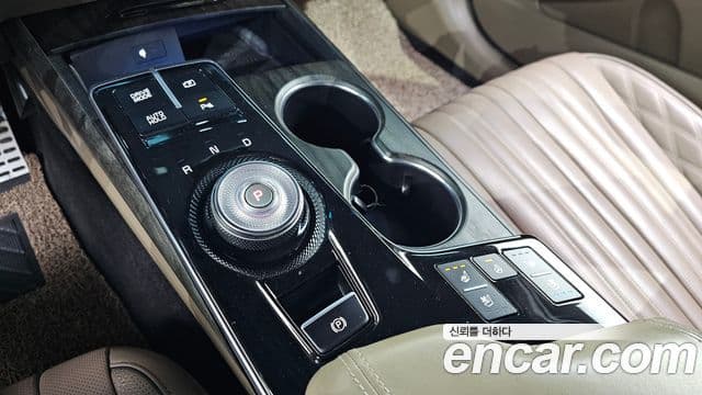 Kia K8 Signature, 2022 9