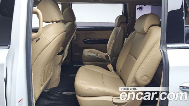 Kia All New Carnival Prestige, 2018 12