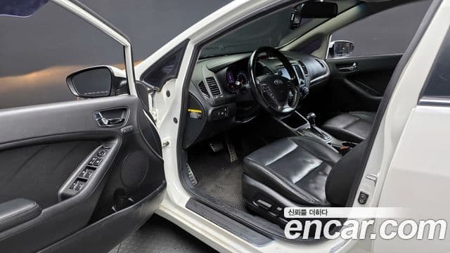 Kia K3 Noblesse, 2013 11