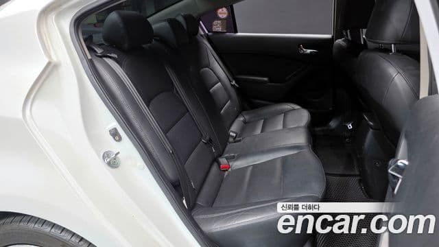 Kia K3 Noblesse, 2013 12